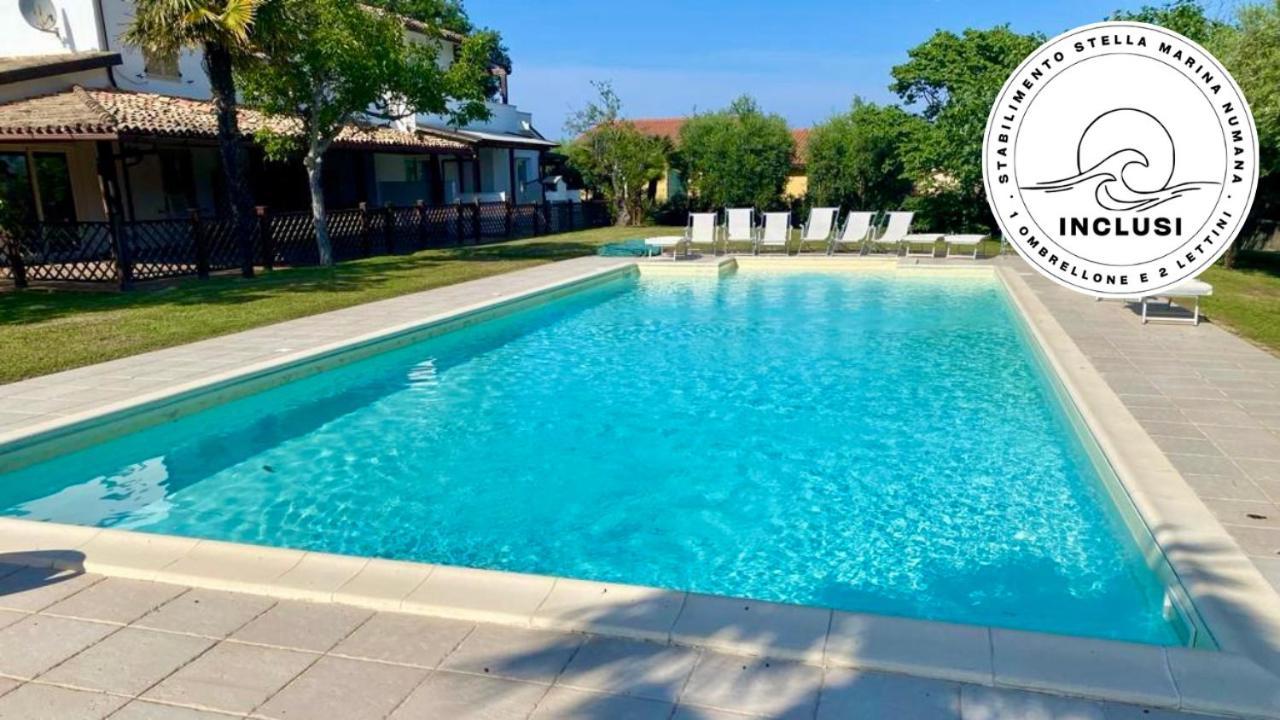 Viva3 - Numana, Ampio Trilocale In Villa Con Piscina Exterior photo